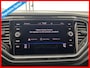 Volkswagen T-Roc 1.5 TSI Sport Automaat | Apple CarPlay | Trekhaak | Navi | Sportstuur | Camera |