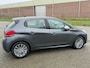 Peugeot 208 1.2 PureTech Allure 82PK 5DEURS! KMST NAP! Navi l Cruise l AIRCO ECC l PDC l LED! 2e eigenaar l DEALER OH l TOPSTAAT!