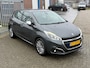 Peugeot 208 1.2 PureTech Allure 82PK 5DEURS! KMST NAP! Navi l Cruise l AIRCO ECC l PDC l LED! 2e eigenaar l DEALER OH l TOPSTAAT!