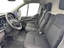 Ford Transit Custom 300 2.0 TDCI L2H1 Limited 130 pk | Navigatie | Trekhaak | Achteruitrijcamera | Laadruimtebetimmering | 3-zits | Stoelverwarming | Parkeersensoren voor en achter