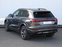 Audi Q6 e-tron S edition 83Kwh | 252 PK SUV Elektrisch | Trekhaak | Sportstoelen met leder | Optiek zwart |