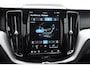 Volvo XC60 T6 350PK Automaat Plug-in Hybrid AWD Ultra Dark / Navigatie / Adaptieve Cruise control / Head Up-Display / Panorama dak / Leder / Elektrische stoelen / 360 Camera / Trekhaak / 20" Velgen
