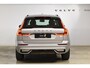 Volvo XC60 T6 350PK Automaat Plug-in Hybrid AWD Ultra Dark / Navigatie / Adaptieve Cruise control / Head Up-Display / Panorama dak / Leder / Elektrische stoelen / 360 Camera / Trekhaak / 20" Velgen