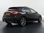 Mercedes-Benz A-klasse 250 e AMG Line | Panorama - Schuifdak | Trekhaak Wegklapbaar | Sfeerverlichting | Distronic Cruise Control | DAB+ radio | Smartphone Integratie