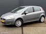 Fiat Punto Grande 1.4 Dynamic 5 deurs - 1E EIGENAAR - APK T/M 18-01-2027 - AIRCO - EL. RAMEN + SPIEGELS - RADIO/CD - NL AUTO - NAP -