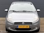 Fiat Punto Grande 1.4 Dynamic 5 deurs - 1E EIGENAAR - APK T/M 18-01-2027 - AIRCO - EL. RAMEN + SPIEGELS - RADIO/CD - NL AUTO - NAP -