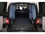 Volkswagen Transporter 2.0 TDI L1H2 Highline 2019 | Navigatie | Carplay | Dak Afzuiging | Parkeersensoren | Verwarmde Voorruit | Cruise Control | DAB Radio | Lichtmetalen Velgen | Nationale Autopas