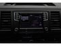 Volkswagen Transporter 2.0 TDI L1H2 Highline 2019 | Navigatie | Carplay | Dak Afzuiging | Parkeersensoren | Verwarmde Voorruit | Cruise Control | DAB Radio | Lichtmetalen Velgen | Nationale Autopas