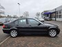 BMW 3-Serie 318i Executive NETTE AUTO RIJDT EN SCHAKELT GOED