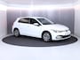 Volkswagen Golf 1.4 eHybrid Style | Navigatie | Parkeersensoren | Adaptieve cruise control | Stoelverwarming | Stoelmassage |