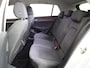Volkswagen Golf 1.4 eHybrid Style | Navigatie | Parkeersensoren | Adaptieve cruise control | Stoelverwarming | Stoelmassage |