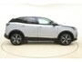 Peugeot 3008 1.6 HYbrid 180pk Automaat Allure Pack Business | Achteruitrijcamera | Navigatie | Keyless | Climate controle | Cruise control | DAB | Parkeersensoren | Getinte ramen