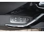 Peugeot 2008 1.2 PureTech Signature | Achterbank in delen neerklapbaar | Achteropkomend verkeer waarschuwing | Airco