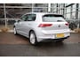 Volkswagen Golf 1.0 TSI Life Bns | Sfeerverlichting | Stoel/Stuurverwarming |
