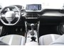 Peugeot 2008 1.2 PURETECH 130PK ALLURE PACK / NAVI / LEDER / CLIMA / LED / PDC / 17" LMV / CAMERA / KEYLESS / WINTERPAKKET / CRUISECONTROL !!