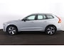Volvo XC60 T6 Recharge AWD Plus Dark - Panorama/schuifdak - IntelliSafe Assist & Surround - 360º Camera - Verwarmde voorstoelen, stuur & achterbank - Parkeersensoren voor & achter - Elektr. bedienb. voorstoelen met geheugen - Draadloze tel. lader - Elektr. inklapbare trekhaak - 19' LMV