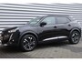 Peugeot e-2008 50KWH 136PK GT PACK AUTOMAAT / NAVI / LEDER / CLIMA / PDC / 18" LMV / CAMERA / PANO. DAK / ALCANTARA / KEYLESS / FULL-LED / FULL OPTIONS !!
