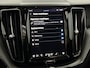 Volvo XC60 2.0 T6 Plug-in hybrid AWD Core Bright Panoramadak, Camera, Navi, Elektrische achterklep, Stoel/stuurverwarming, Verstelbare stoelen, Virtual desk, Elektrische trekhaak