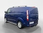 Ford Transit Custom 270 2.2 TDCI L1H1 Anniversary Edition 125 PK | 18" LM velgen | Achteruitrijcamera | Parkeersensoren | Trekhaak | Dakreling | Sidebars | Stoelverwarming | Euro V
