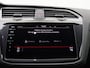Volkswagen Tiguan 1.4 TSI eHybrid R-Line Business+ 245PK DSG SOH 91%, Trekhaak, Black Style, 19" LM Velgen, Keyless, Stoel-Stuurverwarming