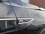 Volkswagen T-Cross 1.0 TSI R-Line | AUTOMAAT | TREKHAAK | CAMERA | NAVI | CARPLAY |