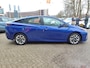 Toyota Prius 1.8 Hybrid DYNAMIC TREKHAAK HEAD-UP STOELVERW KEYLESS LM-VELGEN CAMERA CLIMA AD-CRUISE BLUETOOTH BLIND SPOT