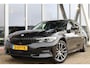 BMW 3-Serie Touring (g21) 330e 292PK AUTOMAAT SPORT LINE SHADOW LINE Live Cockpit | Trekhaak | Navi | Leer | Sfeerverl. | Adapt.Cruise | Dab |