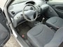Toyota Yaris 1.0-16V VVT-i Terra