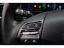 Hyundai Kona Electric EV Comfort 64 kWh 3- Fase SOH 96,6% | Warmtepomp | Trekhaak | Camera | Navigatie