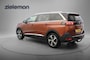 Peugeot 5008 1.2 PureTech GT-Line 7 Persoons  - Panorama, Trekhaak, Digitaal Cockpit, Carplay, half leer,