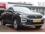 Volkswagen T-Roc 1.5 TSI DSG *Business* | Trekhaak | Camera | Adaptive Cruise Control | Carplay | Climate Control | Stoelverwarming | Navigatie |