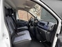 Opel Vivaro 1.6 CDTI L2H1 / SCHADE RONDOM / 125 PK / Navigatie + Camera / Imperial / 3 Persoons