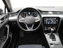 Volkswagen Passat Variant 1.4 TSI PHEV GTE Business Navigatie - ACC - Camera - Stoelverwarming - Trekhaak - LED