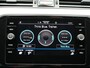 Volkswagen Passat Variant 1.4 TSI PHEV GTE Business Navigatie - ACC - Camera - Stoelverwarming - Trekhaak - LED