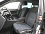 Volkswagen Passat Variant 1.4 TSI PHEV GTE Business Navigatie - ACC - Camera - Stoelverwarming - Trekhaak - LED