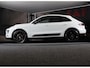 Porsche Macan 2.0 / Luchtvering / Camera / Cruise Control / Dode Hoek / F1 / Lane Assist / Leder / Memory / Xenon / Pdc / 20 Inch