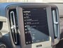 Volvo XC40 2.0 B3 Essential AUTOMAAT | Stuurverwarming | Stoelverwarming | Adaptieve Cruise | Apple Carplay/Android Auto