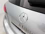 Mercedes-Benz A-klasse 250 e Business Solution AMG | Nightpakket | AMG Line Plus pakket | Parkeerpakket met 360°-camera | KEYLESS GO | MB-paasweekend