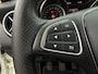 Mercedes-Benz A-klasse 180 AMG-Line / Panoramadak / H-Leder / Stoelverwarming / 18" Velgen / Clima / 6 Versnellingen / PDC / LED /