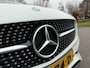 Mercedes-Benz A-klasse 180 AMG-Line / Panoramadak / H-Leder / Stoelverwarming / 18" Velgen / Clima / 6 Versnellingen / PDC / LED /