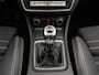 Mercedes-Benz A-klasse 180 AMG-Line / Panoramadak / H-Leder / Stoelverwarming / 18" Velgen / Clima / 6 Versnellingen / PDC / LED /