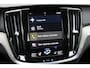 Volvo V60 T8 Recharge AWD Inscription | Trekhaak | Verw. Stoel- & stuurwiel | Apple Carplay/Android Auto | Camera | El. Bestuurdersstoel met geheugen |