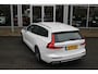 Volvo V60 T8 Recharge AWD Inscription | Trekhaak | Verw. Stoel- & stuurwiel | Apple Carplay/Android Auto | Camera | El. Bestuurdersstoel met geheugen |