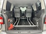 Volkswagen Transporter 2.5 TDI DC Invalide vervoer Caravelle Airco Cruise controle Trekhaak 4-Persoons Stoelverwarming Apple carplay Rolstoel aanpassing