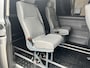 Volkswagen Transporter 2.5 TDI DC Invalide vervoer Caravelle Airco Cruise controle Trekhaak 4-Persoons Stoelverwarming Apple carplay Rolstoel aanpassing