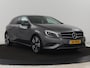 Mercedes-Benz A-klasse 200 Urban Night | Dealer onderhouden | Stoelverwarming | Bi-Xenon | Half leder | Navigatie | Park Assist | Sportstoelen | CD-wisselaar | Cruise control | Airco