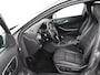 Mercedes-Benz A-klasse 200 Urban Night | Dealer onderhouden | Stoelverwarming | Bi-Xenon | Half leder | Navigatie | Park Assist | Sportstoelen | CD-wisselaar | Cruise control | Airco