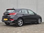 Hyundai i30 1.0 T-GDi MHEV Comfort Smart Handgeschakeld / Navigatie via Apple Carplay of Android Auto / Achteruitrijcamera / Stuur- & Stoelverwarming / keyless Entry/Start / Cruise control / Parkeersensoren achter / Climate control /