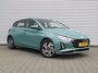 Hyundai i20 1.0 T-GDI Comfort Smart | Camera | 16" LM | Cruise | Navi | Apple Carplay/Android Auto | Dodehoek detectie | Airco | Automaat |