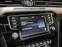 Volkswagen Passat Variant 2.0 TDI Connected Series Plus | Pano | Adaptive Cruise | Trekhaak | Keyless | Stoelverwarming